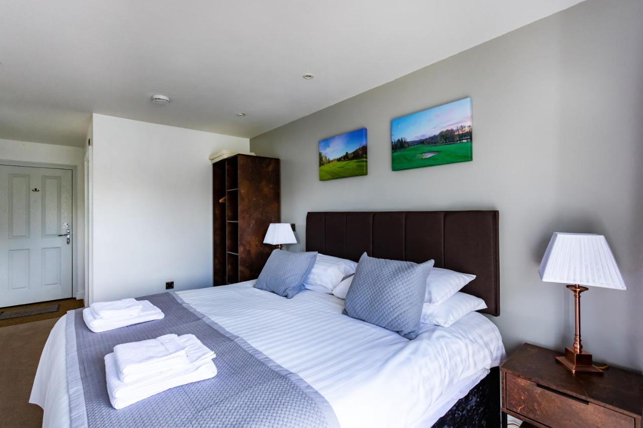 The Vale Golf & Country Club Villa Bishampton Ngoại thất bức ảnh