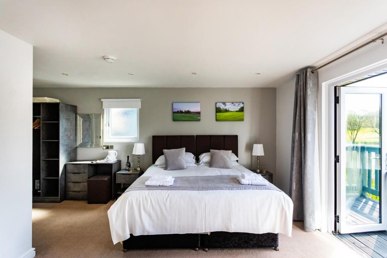 The Vale Golf & Country Club Villa Bishampton Ngoại thất bức ảnh